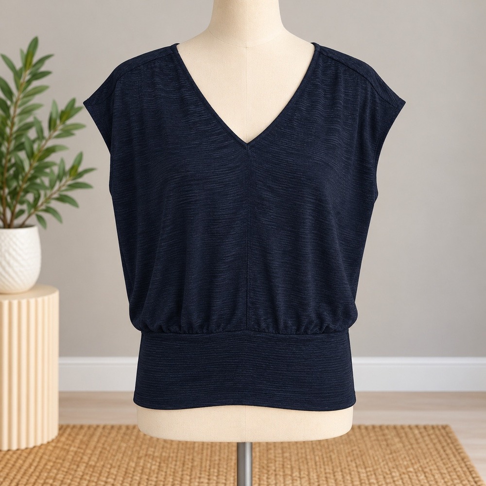 Ann Taylor Factory Top Black V-Neck Banded Hem Textured Petite MP Office Classic